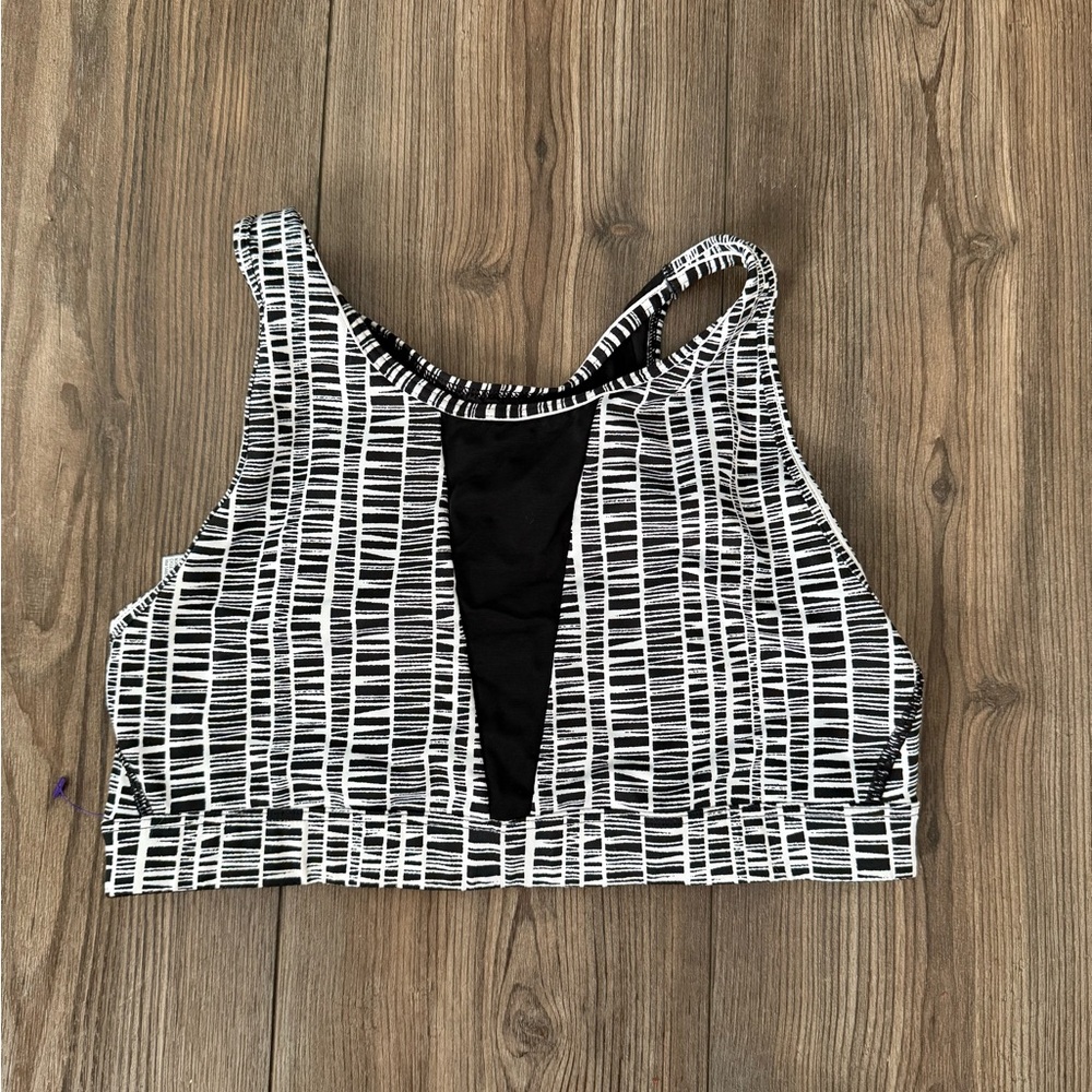 Victoria Secret black and white sports bra size medium